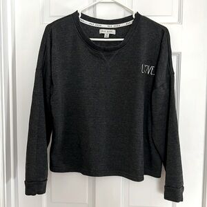 Rae Dunn crew neck cropped sweatshirt women’s size small.